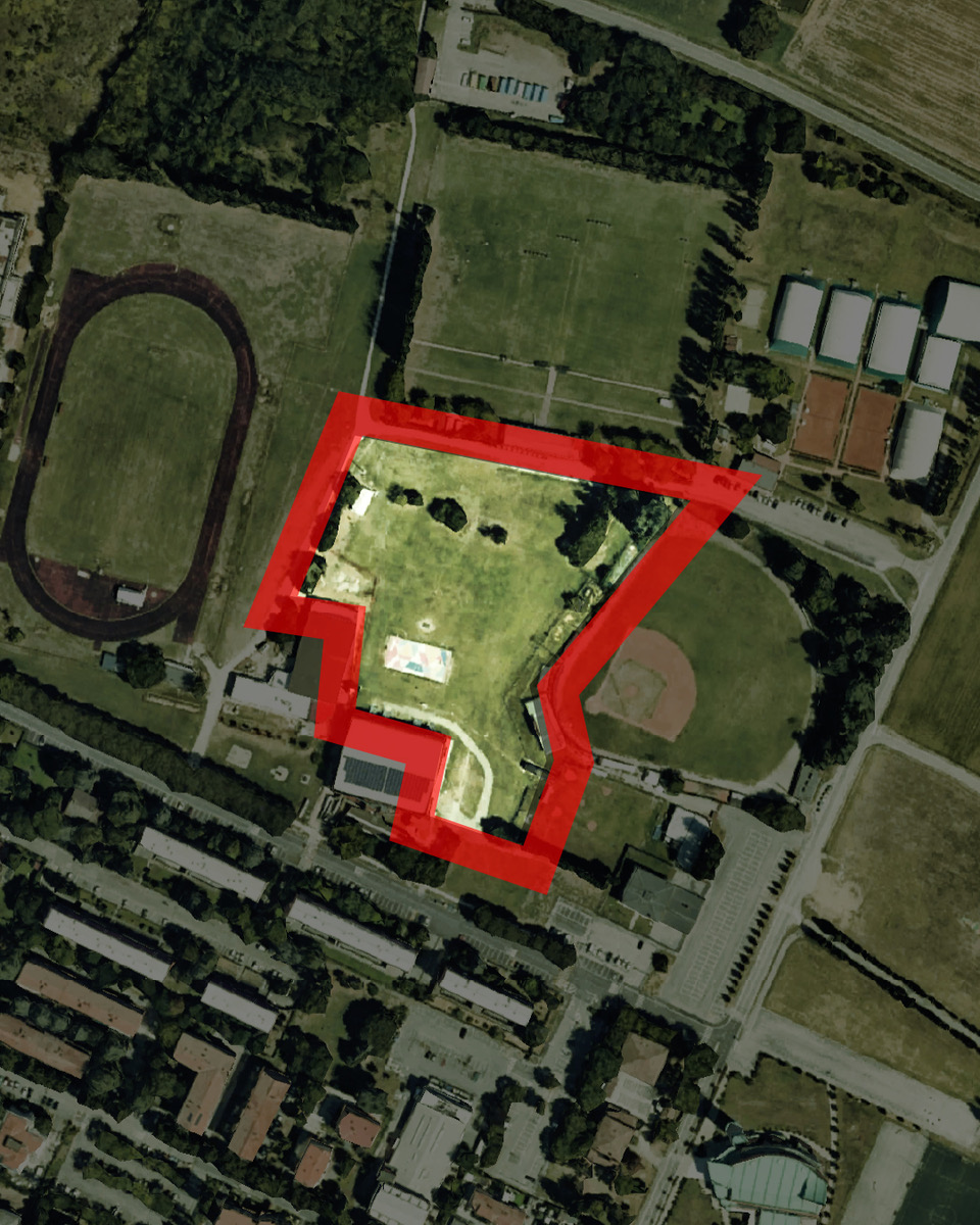 area verde evidenziata da tratti rossi per isolarla dalle aree circostanti