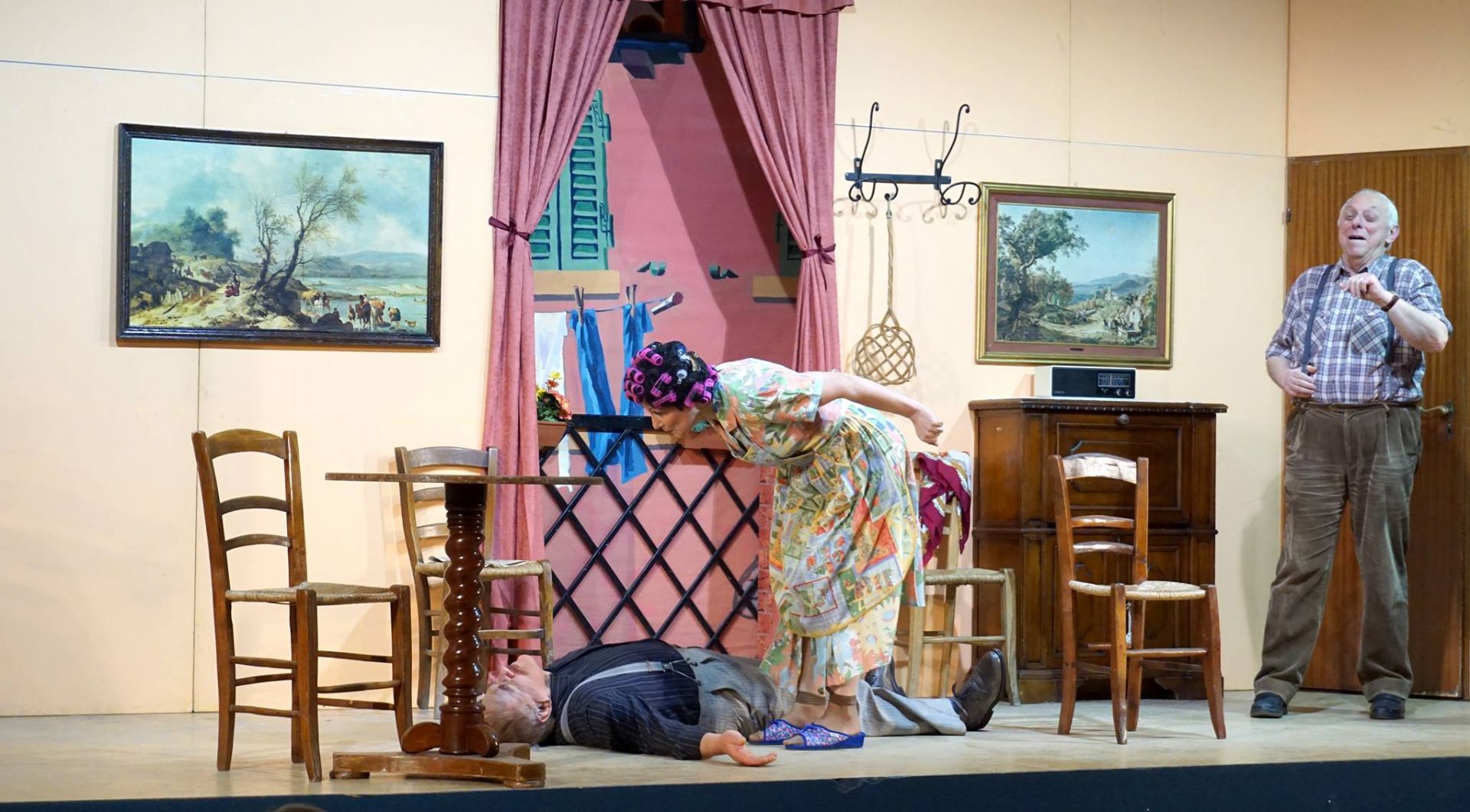 Frame di scena teatrale
