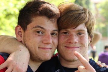 foto di due ragazzi partecipanti al progetto