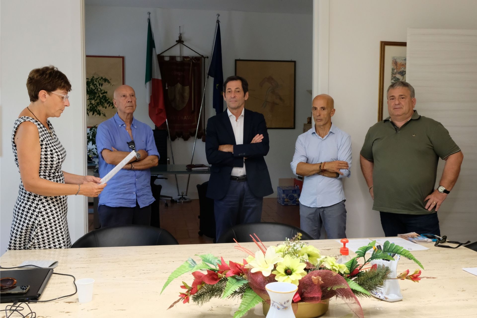 La lettura dell'atto che sancisce il patto di amicizia con l'assessora Lauriana Sapienza